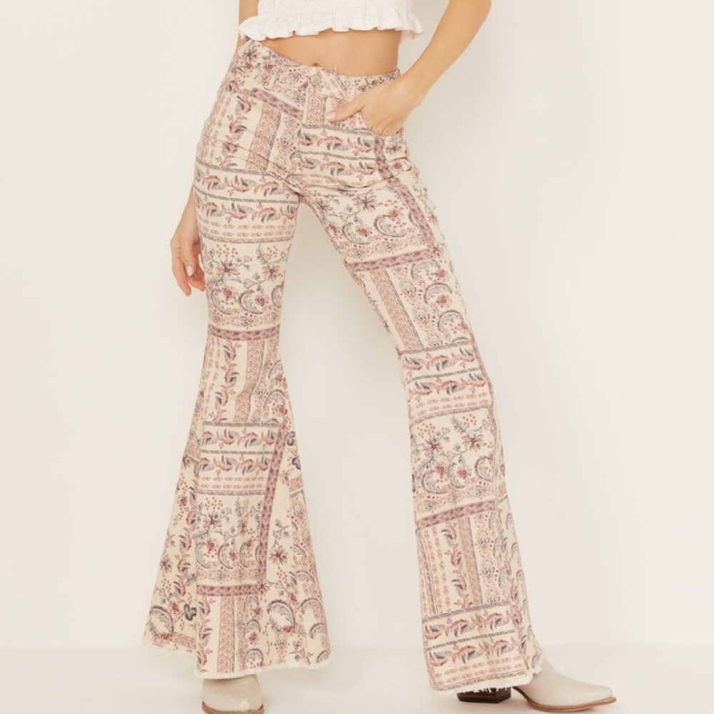 SHYANNE super flare jeans